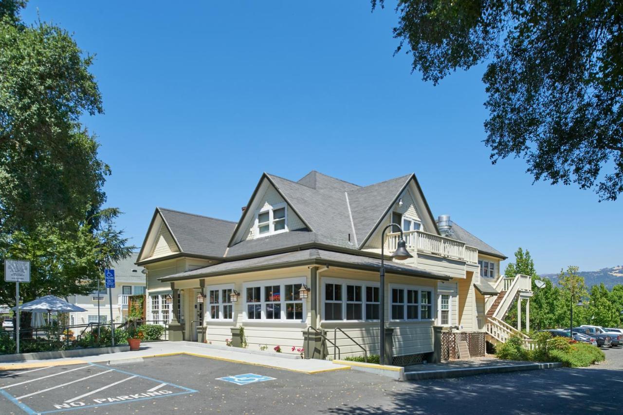 Geyserville Inn Exteriér fotografie